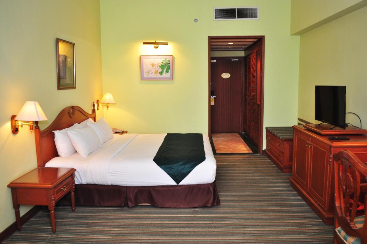 Mulia Hotel Μπαντάρ Σερί Μπεγκαβάν Εξωτερικό φωτογραφία