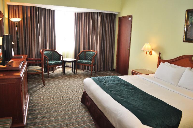 Mulia Hotel Μπαντάρ Σερί Μπεγκαβάν Εξωτερικό φωτογραφία