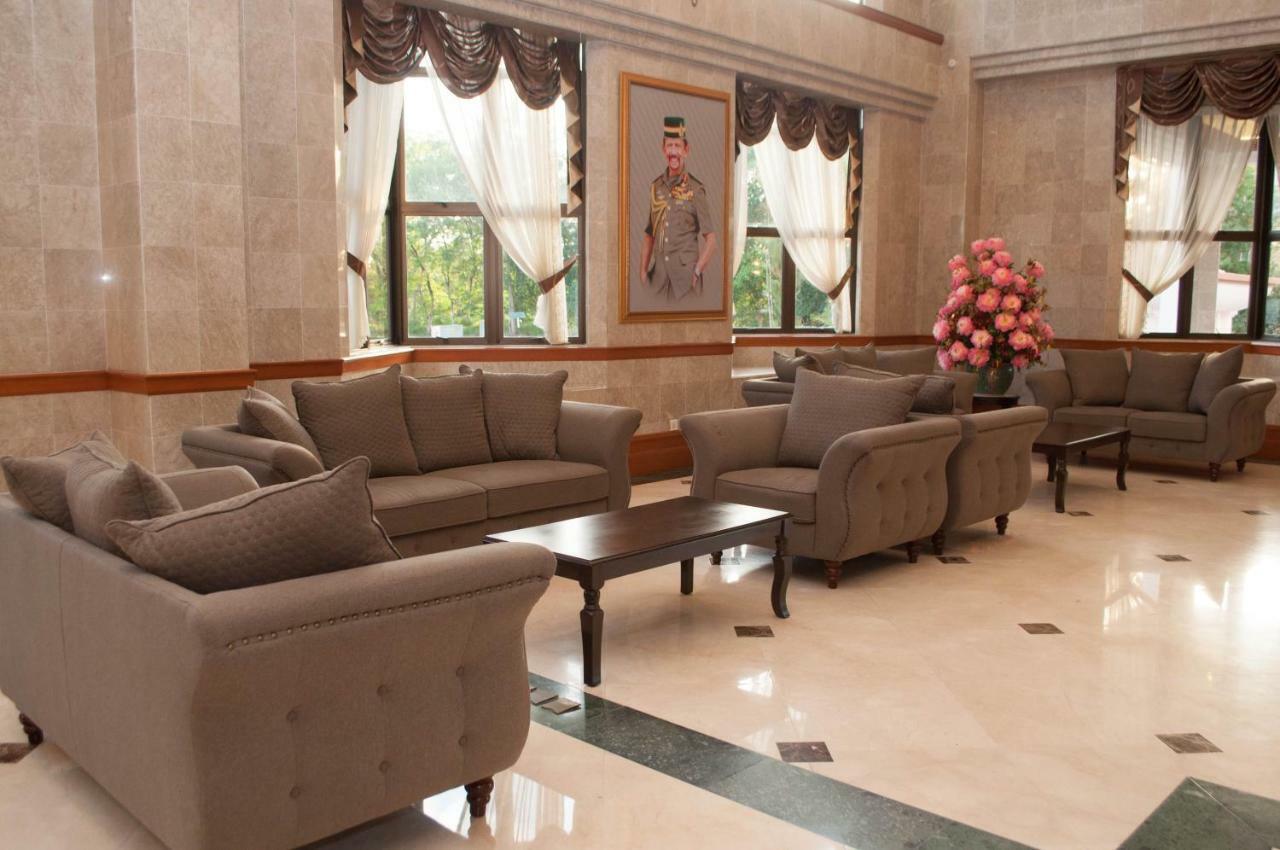 Mulia Hotel Μπαντάρ Σερί Μπεγκαβάν Εξωτερικό φωτογραφία